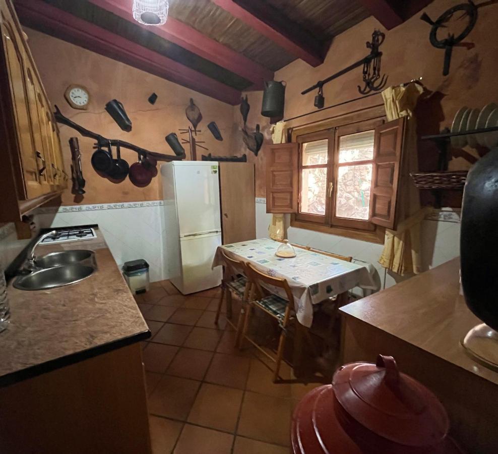 Casa Rural En El Cerro Del Buho Piedrabuena Luaran gambar